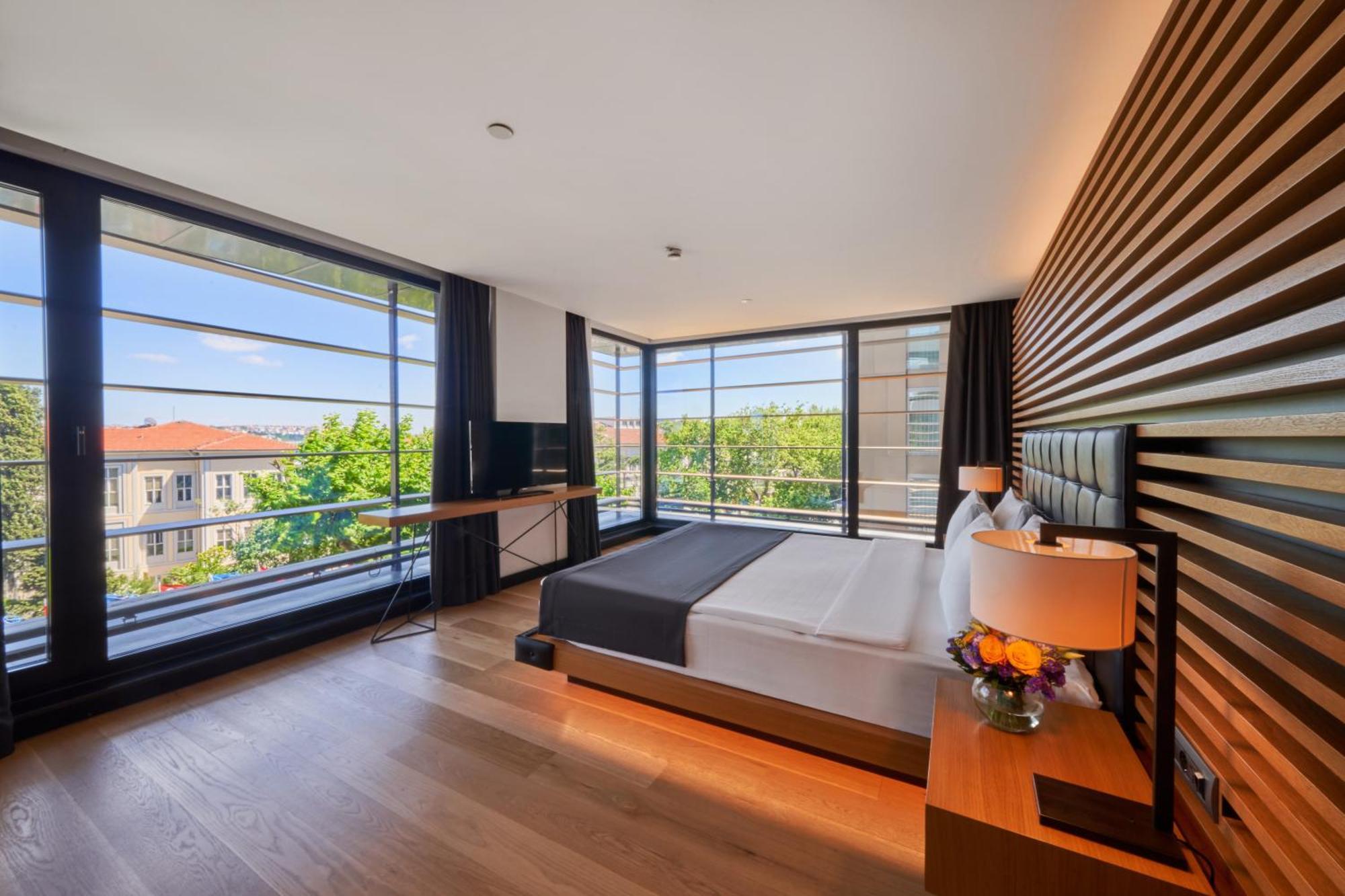 Hotel Metropolitan Bosphorus 4*